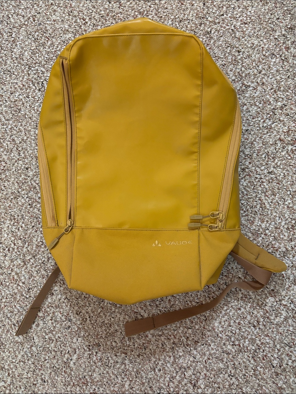Vaude Large Backpack - Eco Friendly Vegan Leather - fits large laptop